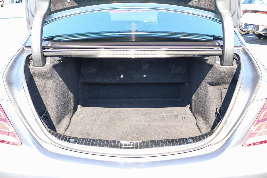Used 2016 Mercedes-Benz S 550 Sedan image 30