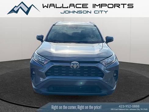 Used 2021 Toyota RAV4 XLE w/ Convenience Package image 8