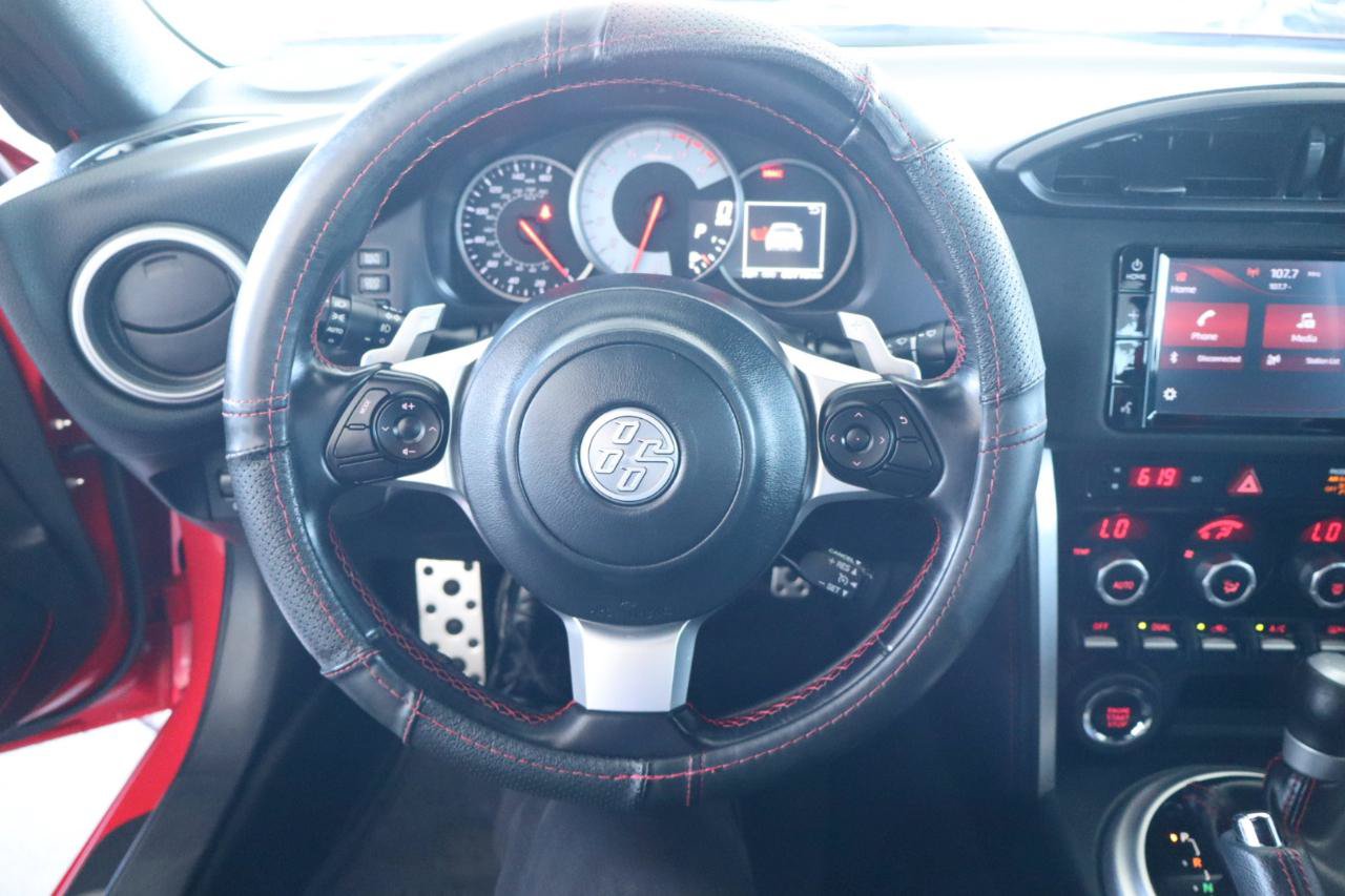Used 2020 Toyota 86 RWD image 26