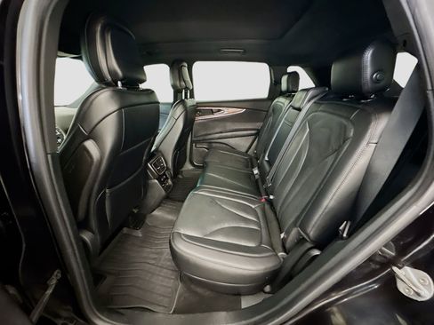 Used 2020 Lincoln Nautilus Reserve image 30