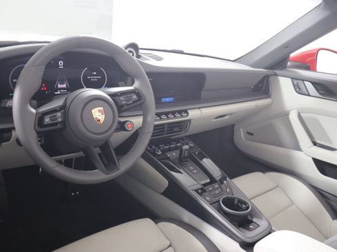 Used 2026 Porsche 911 Carrera RWD image 4