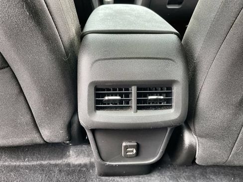 Used 2021 Chevrolet Equinox LT AWD/4WD image 23