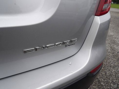 Used 2019 Buick Encore Sport Touring AWD/4WD image 5