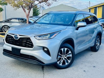Used 2021 Toyota Highlander XLE