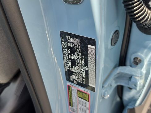 New 2027 Kia Seltos S FWD image 32