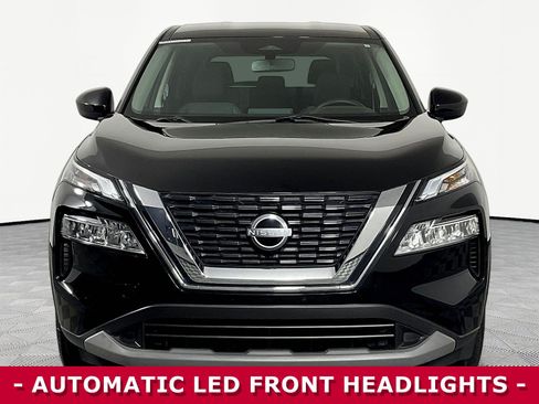 Certified 2023 Nissan Rogue SV FWD image 2