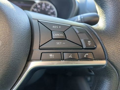 Used 2024 Nissan Sentra SV FWD image 29