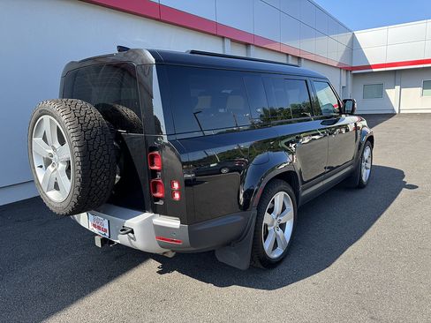 Used 2024 Land Rover Defender 130 S AWD/4WD image 5