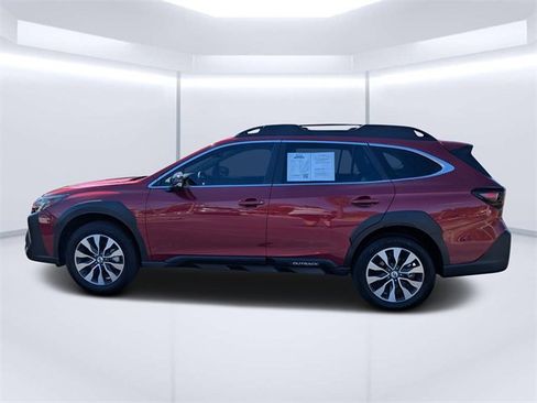 Used 2025 Subaru Outback Limited XT image 6