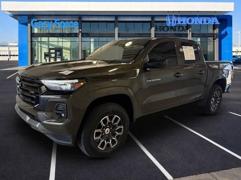 Used 2024 Chevrolet Colorado Z71 w/ Z71 Convenience Package 2 AWD/4WD image 4