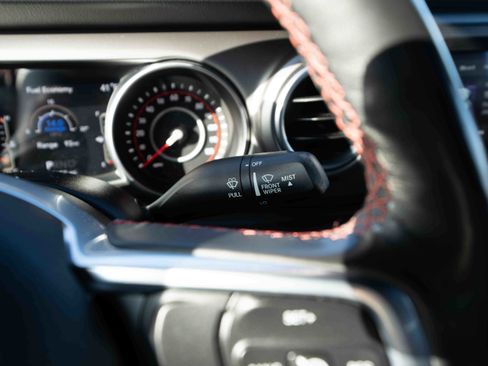 Used 2019 Jeep Wrangler Unlimited Rubicon image 14