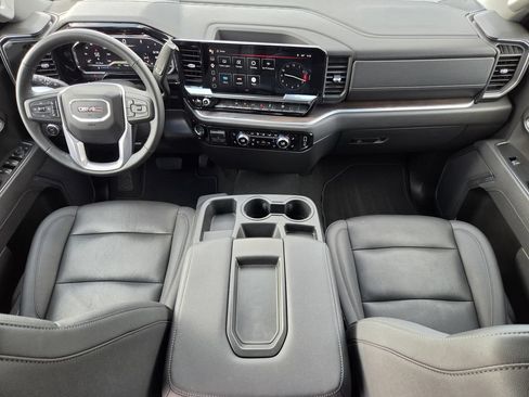Used 2025 GMC Sierra 1500 SLT RWD image 12