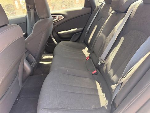 Used 2016 Chrysler 200 Limited FWD image 17