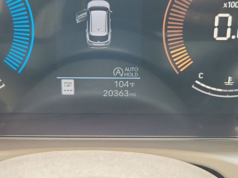 Used 2025 Hyundai Tucson SEL FWD image 22