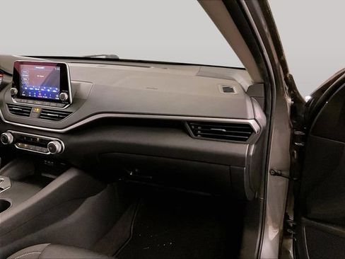 Used 2020 Nissan Altima 2.5 S FWD image 15
