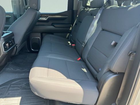 Used 2024 GMC Sierra 1500 Elevation w/ Preferred Package AWD/4WD image 16
