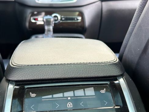 Used 2019 Volvo XC90 T6 Momentum w/ Advanced Package image 31