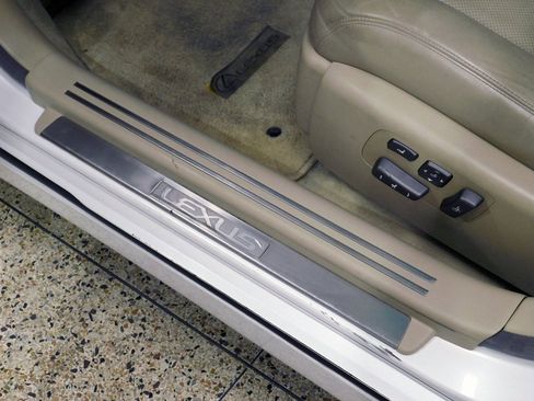 Used 2008 Lexus LS 460 image 28