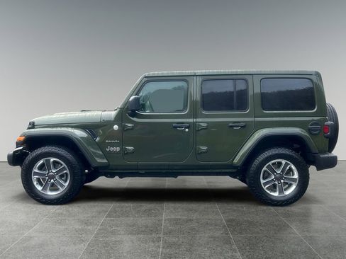 Used 2023 Jeep Wrangler Sahara image 4