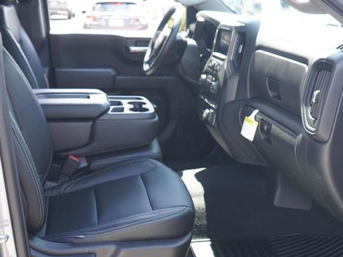 New 2026 Chevrolet Silverado 1500 Custom Trail Boss w/ LPO, Dark Essentials Package AWD/4WD image 26