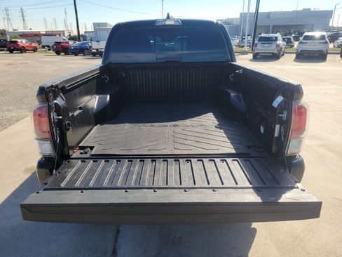 Used 2023 Toyota Tacoma 4x4 Double Cab image 27