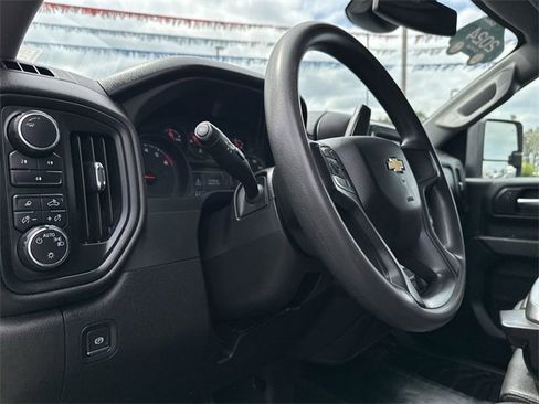Certified 2024 Chevrolet Silverado 2500 W/T w/ WT Convenience Package image 10