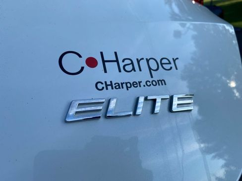 Used 2018 Honda Odyssey Elite image 18