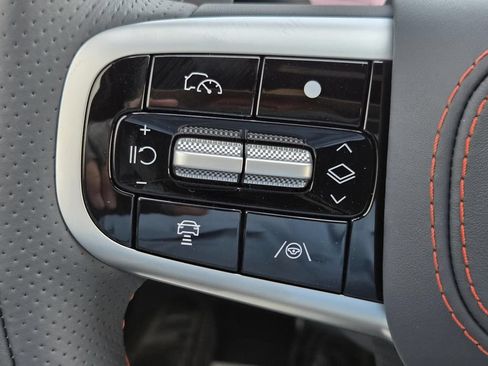 New 2027 Genesis GV70 3.5T Prestige AWD/4WD image 16