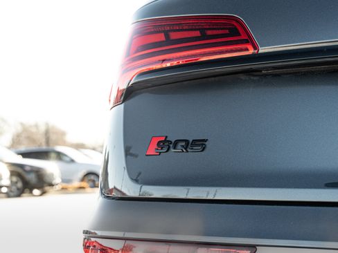Certified 2022 Audi SQ5 Premium Plus w/ Premium Plus Package image 35