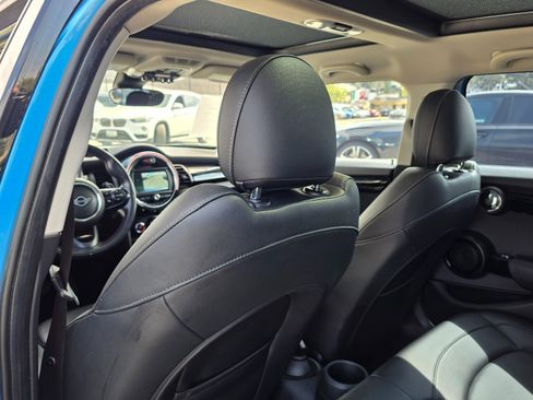 Used 2019 MINI Cooper S image 27