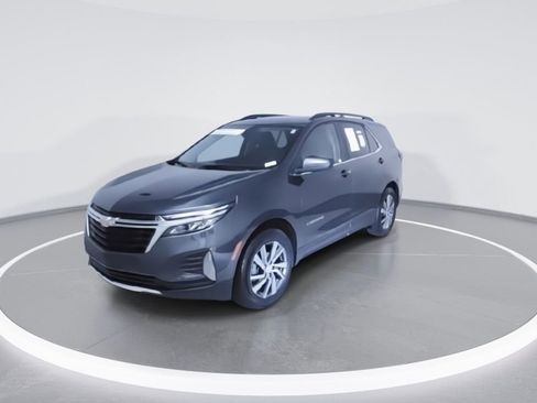 Used 2023 Chevrolet Equinox LT AWD/4WD image 6