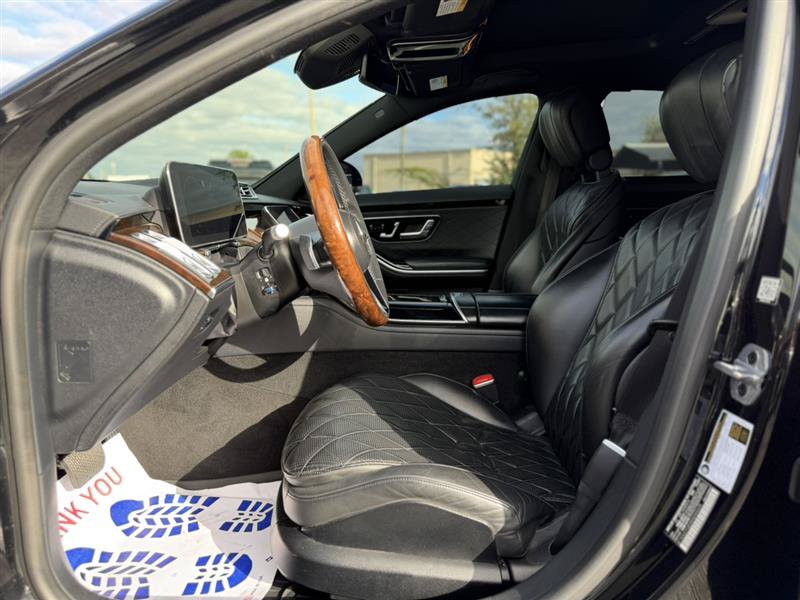 Used 2022 Mercedes-Benz S 580 4MATIC Sedan w/ Rear Seat Package image 24