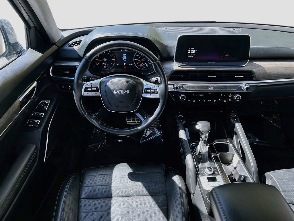 Used 2022 Kia Telluride SX w/ SX Prestige Package AWD/4WD image 24