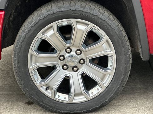 Used 2018 GMC Sierra 1500 Denali w/ Denali Ultimate Package AWD/4WD image 23