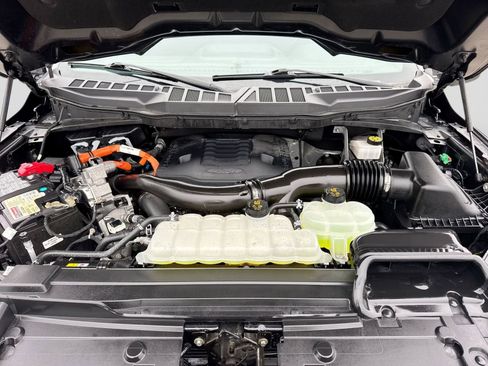 Certified 2023 Ford F150 XLT w/ Equipment Group 302A High image 15