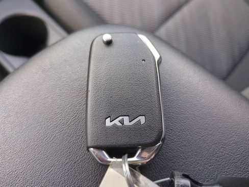 Used 2026 Kia Seltos LX FWD image 26