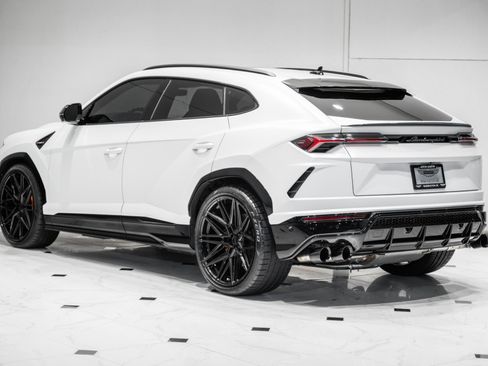 Used 2020 Lamborghini Urus image 7