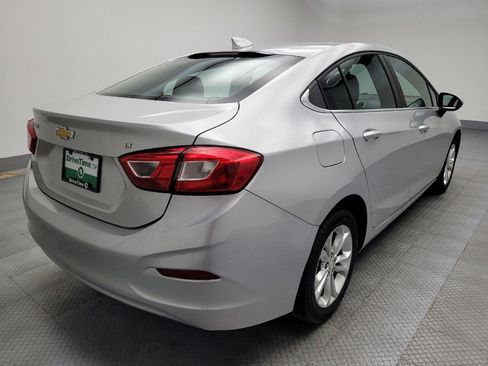 Used 2019 Chevrolet Cruze LT w/ LT Fleet Convenience Package image 9