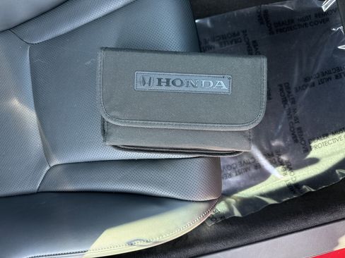Certified 2025 Honda Accord Sport image 35