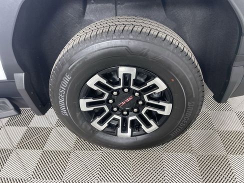 New 2026 GMC Sierra EV Elevation w/ Premium Package image 31