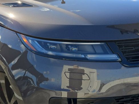 Certified 2025 Land Rover Range Rover Sport Dynamic SE image 33