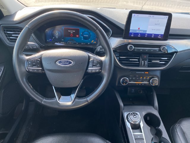Used 2022 Ford Escape Titanium AWD/4WD image 7