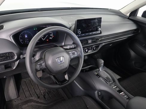 Used 2025 Honda HR-V LX image 5