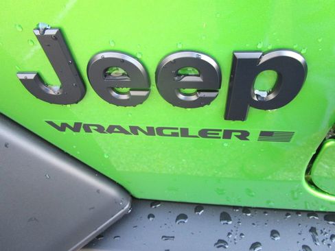 New 2025 Jeep Wrangler Willys image 18