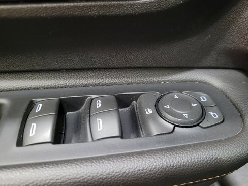 Used 2018 GMC Terrain SLE FWD image 27