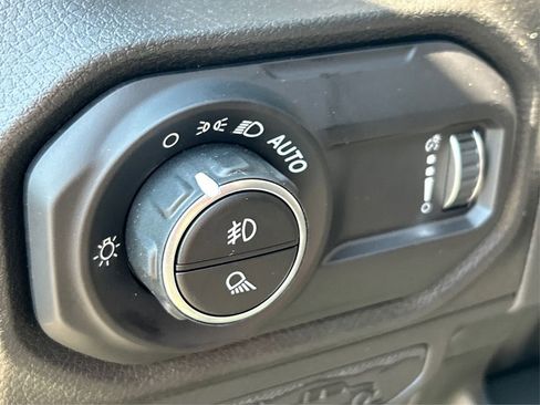 New 2025 Jeep Gladiator Sport AWD/4WD image 37
