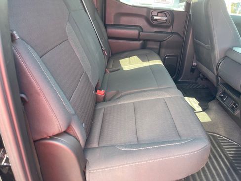 Used 2024 Chevrolet Silverado 1500 Custom image 16