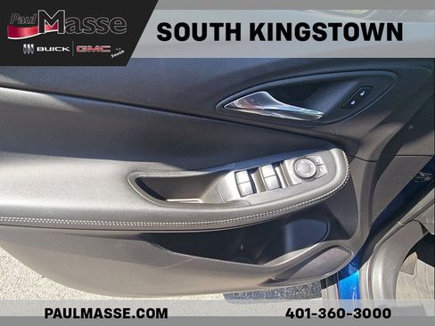 Used 2023 Buick Encore GX Select AWD/4WD image 9