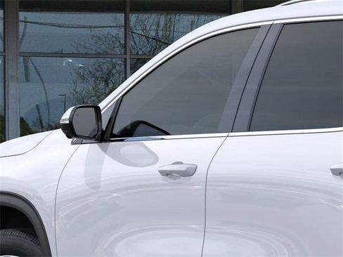 New 2026 Buick Enclave Preferred image 12