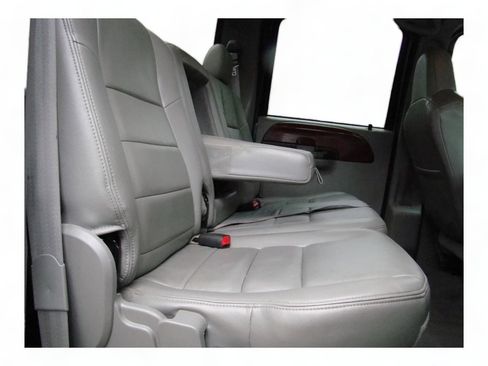 Used 2005 Ford F250 Lariat image 17